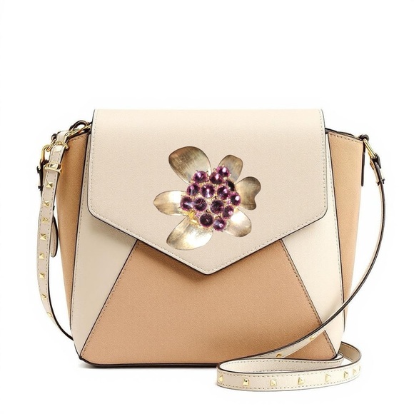 80s vintage Brooch /pendantGold tone Flower  With Purple Glass. Statement Piece - Picture 9 of 16